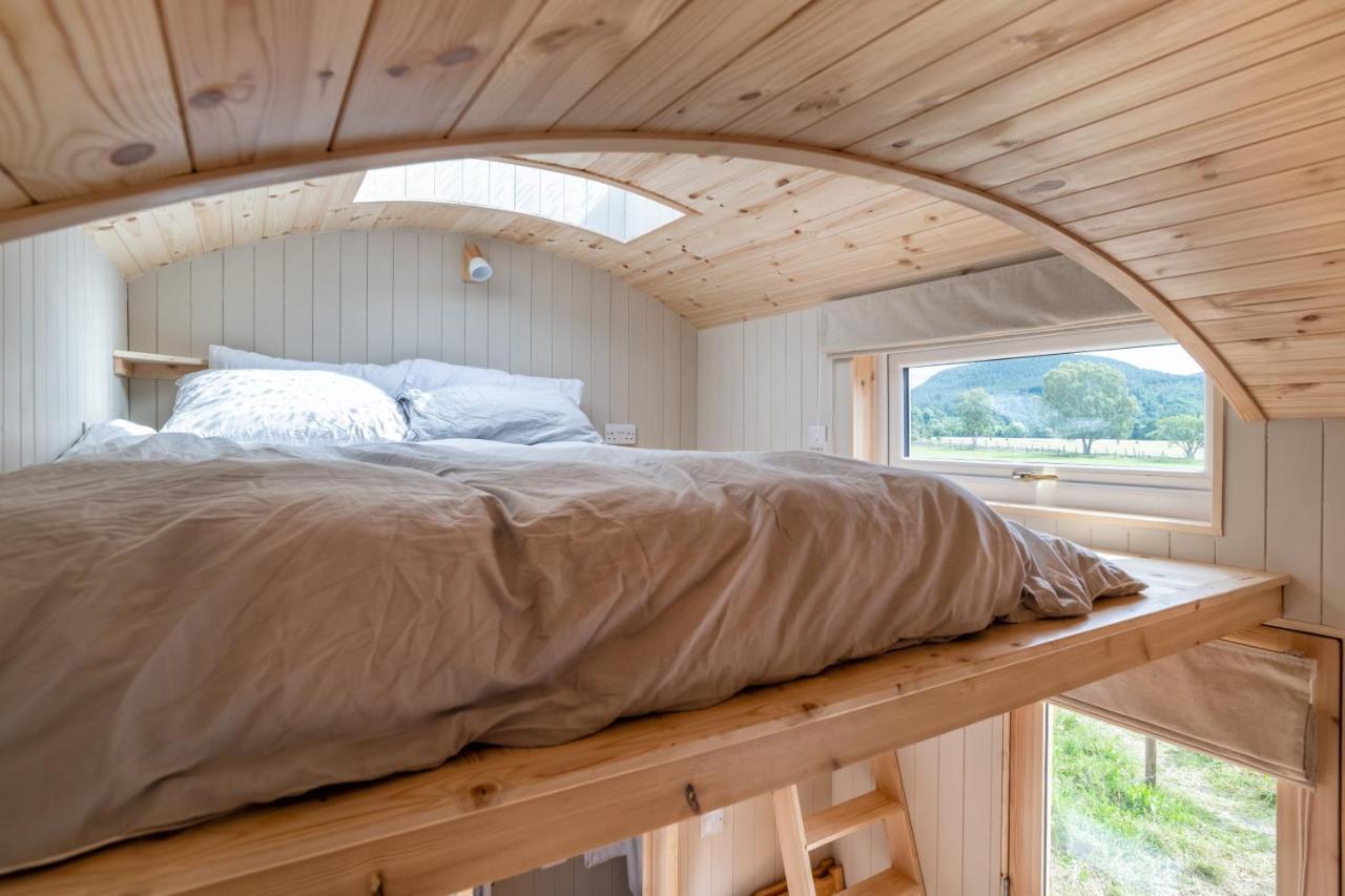 Enchanting Tiny House With Wood Burner And Hot Tub In Cairngorms Ballater Εξωτερικό φωτογραφία
